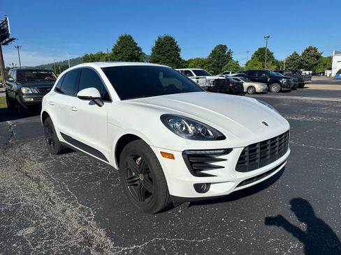 Used 2016 Porsche Macan S AWD/4WD image 2