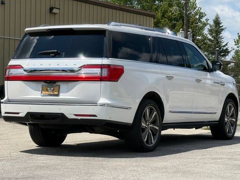 Used 2019 Lincoln Navigator L Reserve AWD/4WD image 5