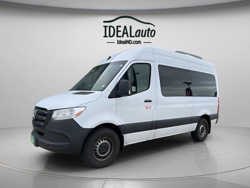 Used 2025 Mercedes-Benz Sprinter 2500 image 6