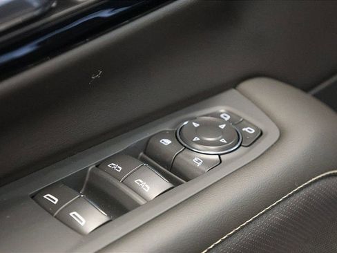 New 2026 Chevrolet Suburban Premier w/ Sun And Tow Package image 32