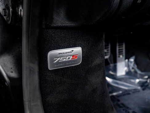 Used 2024 McLaren 750S Spider image 53