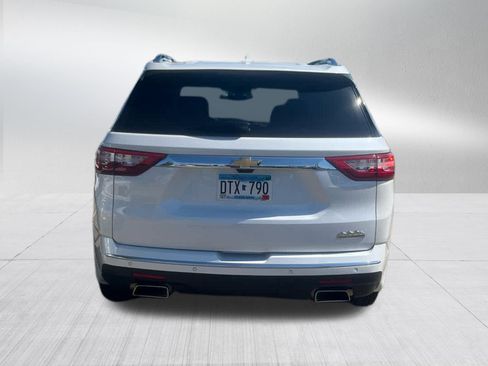 Used 2019 Chevrolet Traverse High Country w/ LPO, Floor Liner Package AWD/4WD image 4