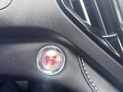 Used 2019 Acura RDX AWD/4WD image 36
