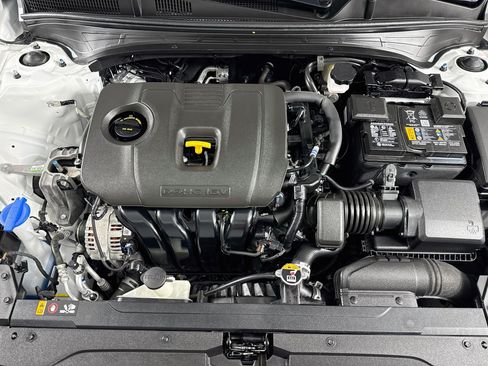 Used 2023 Kia Forte LXS FWD image 18