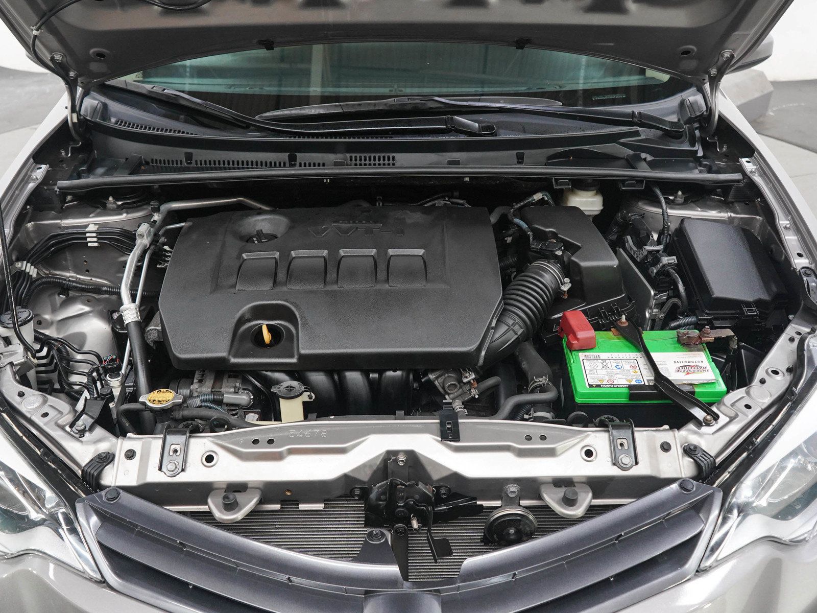 Used 2016 Toyota Corolla LE FWD image 29