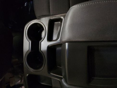 Certified 2025 Chevrolet Silverado 1500 LT AWD/4WD image 23