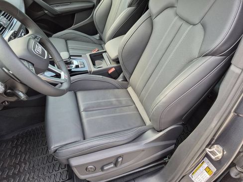 Used 2024 Audi Q5 e Prestige w/ Prestige Package AWD/4WD image 28