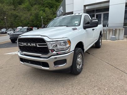 Used 2024 RAM 2500 Tradesman w/ Chrome Appearance Group