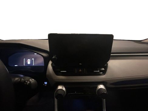 Used 2023 Toyota RAV4 Limited image 10