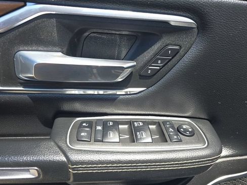 Used 2021 RAM 1500 Laramie AWD/4WD image 15