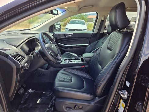 Certified 2024 Ford Edge Titanium AWD/4WD image 11