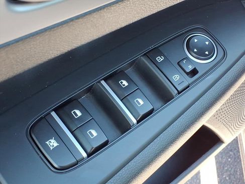 Used 2024 Kia Forte LXS image 12