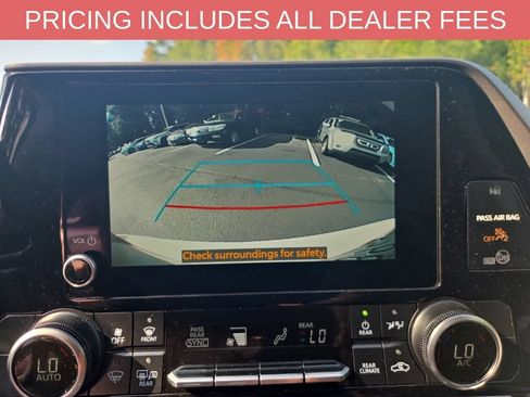 Certified 2025 Toyota Highlander LE AWD/4WD image 8