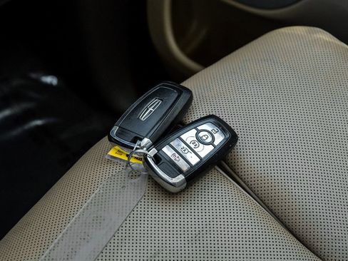 Used 2023 Lincoln Navigator L Reserve RWD image 67