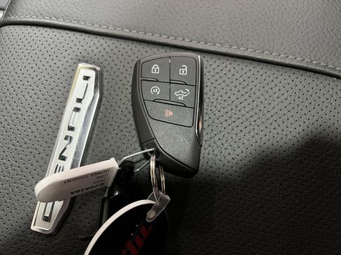 Used 2025 GMC Sierra 3500 Denali w/ Denali Reserve Package image 36