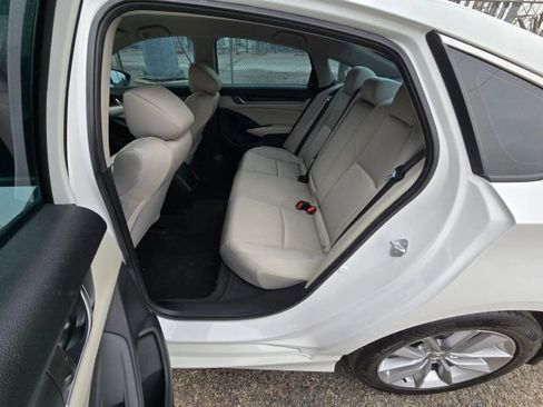 Used 2021 Honda Accord LX image 11