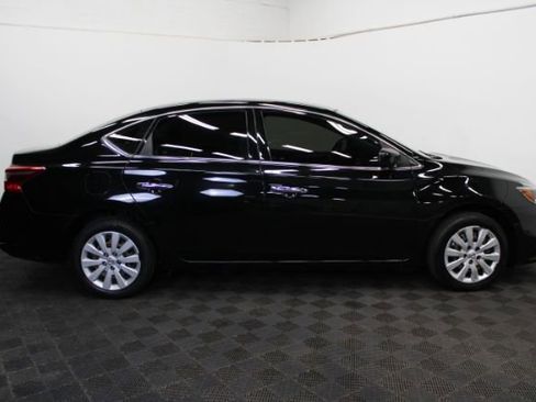 Used 2019 Nissan Sentra S FWD image 4