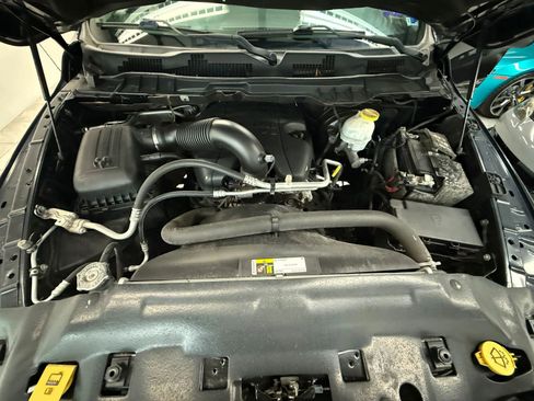 Used 2018 RAM 1500 Express w/ Express Value Package image 34