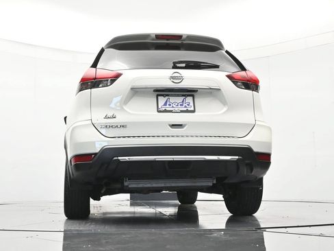 Used 2020 Nissan Rogue S FWD image 41