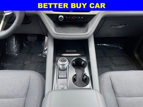 New 2025 Ford Explorer Active image 11