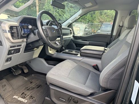 Used 2021 Ford F150 XLT w/ Equipment Group 302A High image 15