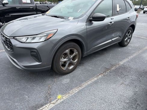 Used 2024 Ford Escape ST-Line w/ Tech Pack #1 AWD/4WD image 2