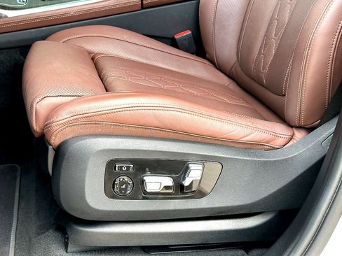 Certified 2023 BMW X7 xDrive40i w/ Executive Package AWD/4WD image 12