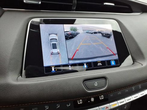 Used 2023 Cadillac XT4 Sport AWD/4WD image 29