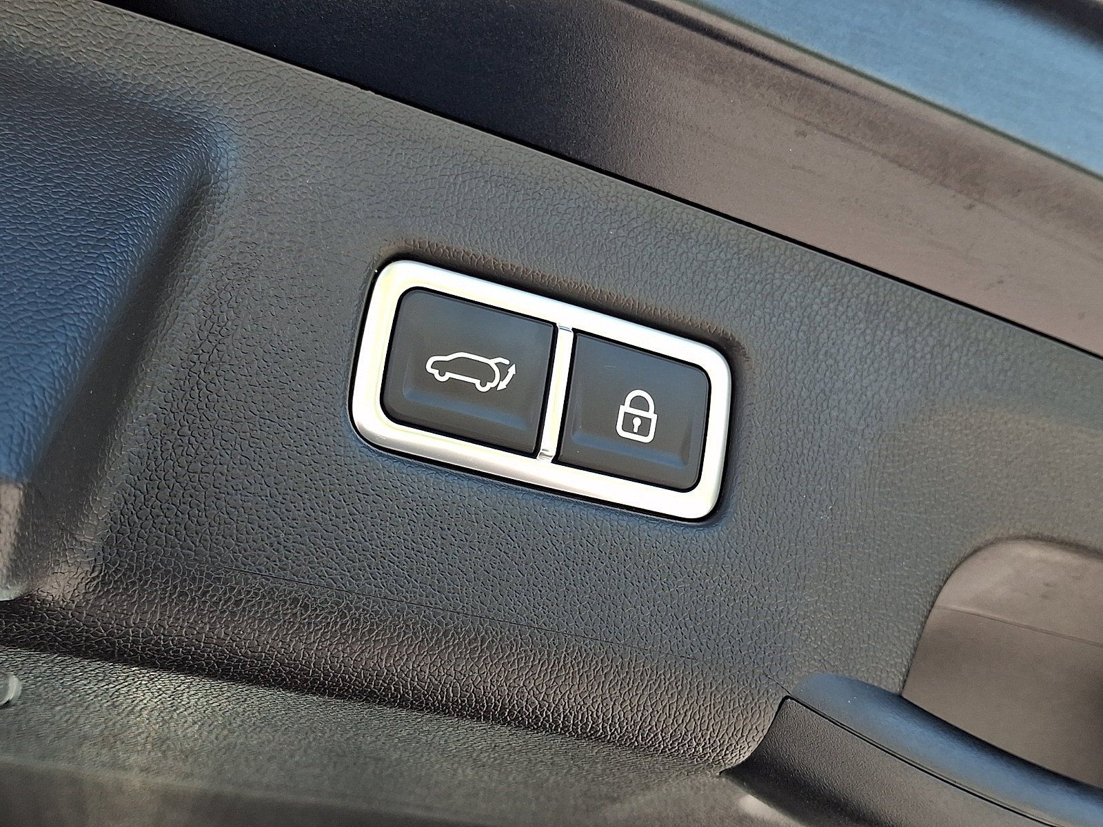 Used 2023 Kia Sorento EX AWD/4WD image 29