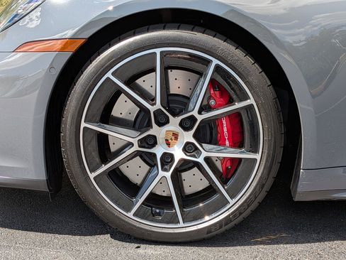 Certified 2026 Porsche 911 Carrera GTS RWD image 37