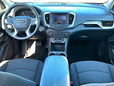Used 2024 GMC Terrain SLE FWD image 20