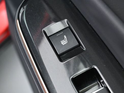 Certified 2024 Toyota Crown Platinum image 36