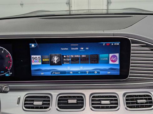 Certified 2024 Mercedes-Benz GLS 450 4MATIC image 20
