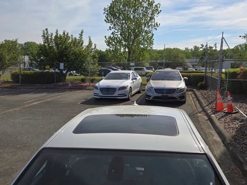 Used 2011 BMW M3 Sedan RWD image 8