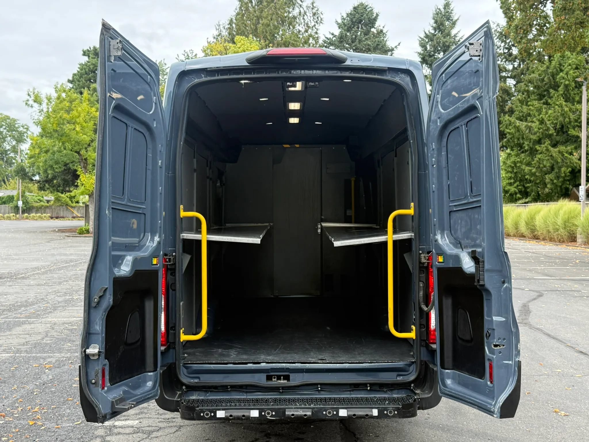 Used 2020 Ford Transit 250 148 High Roof Extended RWD image 25