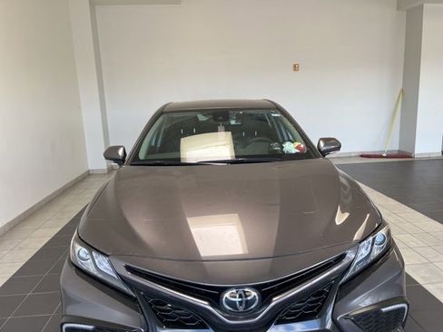 Used 2024 Toyota Camry XSE image 3