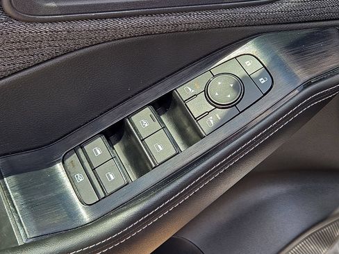 Used 2023 Nissan Rogue SV FWD image 21