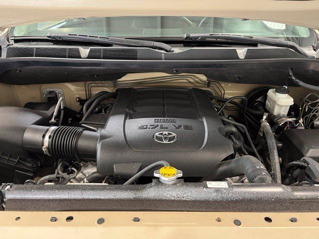 Used 2017 Toyota Tundra SR5 RWD image 9