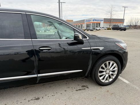 Used 2021 Buick Enclave Essence w/ Sound and Sites Package image 11