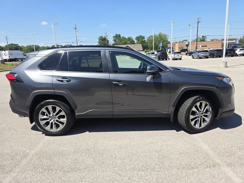 Used 2021 Toyota RAV4 XLE Premium AWD/4WD image 10