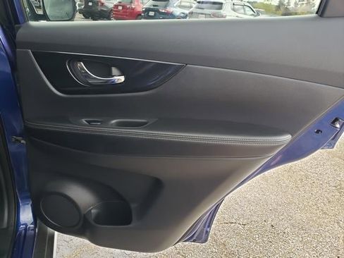 Used 2019 Nissan Rogue SL image 15