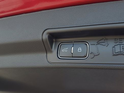 New 2026 Ford Explorer Platinum w/ LUX Leather Package image 9