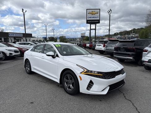 Used 2023 Kia K5 LXS FWD image 1