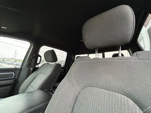 Used 2019 RAM 1500 Big Horn AWD/4WD image 14