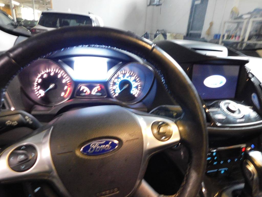 Used 2016 Ford Escape Titanium AWD/4WD image 11