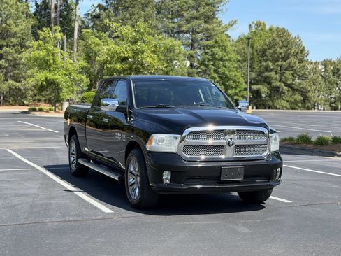 Used 2014 RAM 1500 Limited AWD/4WD image 3