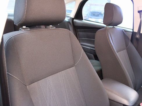 Used 2018 Ford Focus SE image 11