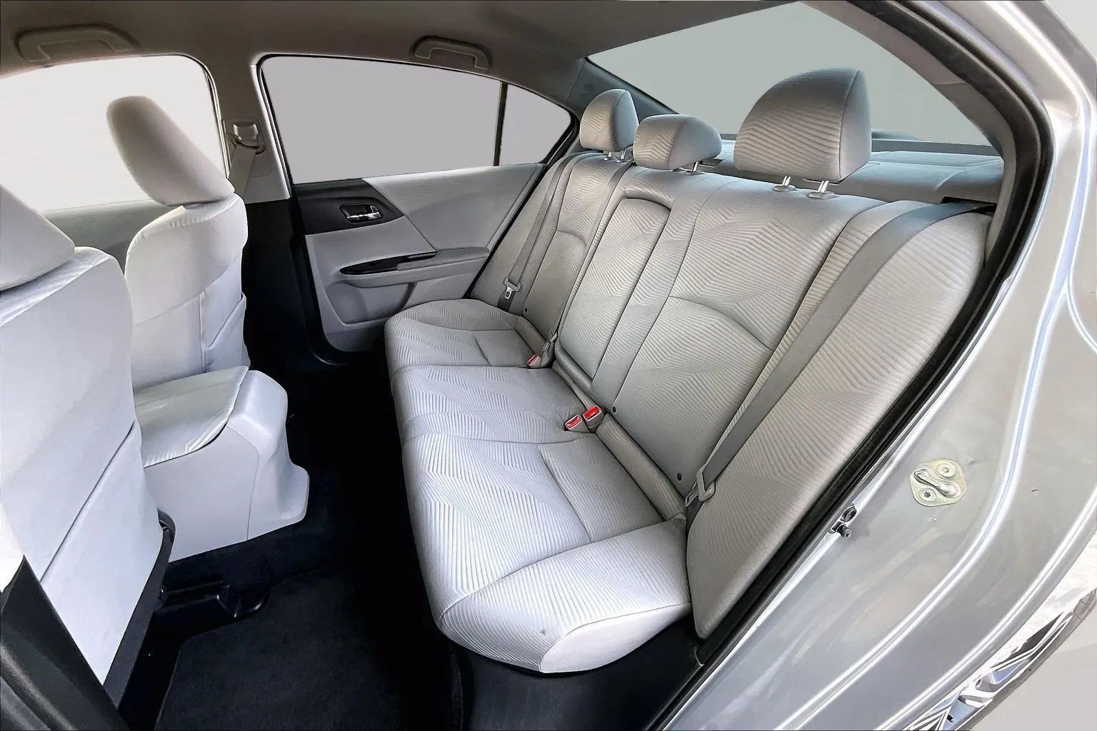 Used 2016 Honda Accord LX image 19
