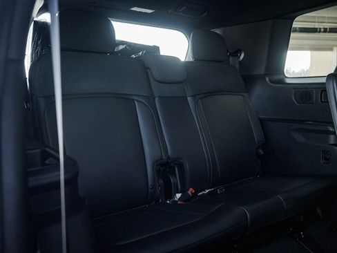 New 2027 Kia Telluride S image 14