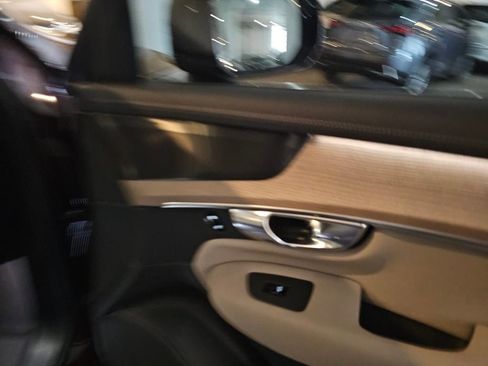 Certified 2025 Volvo XC90 B5 Plus image 12